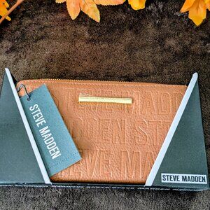 Steve Madden Womens Logo Zip Around Wallet/Wristlet - NWT